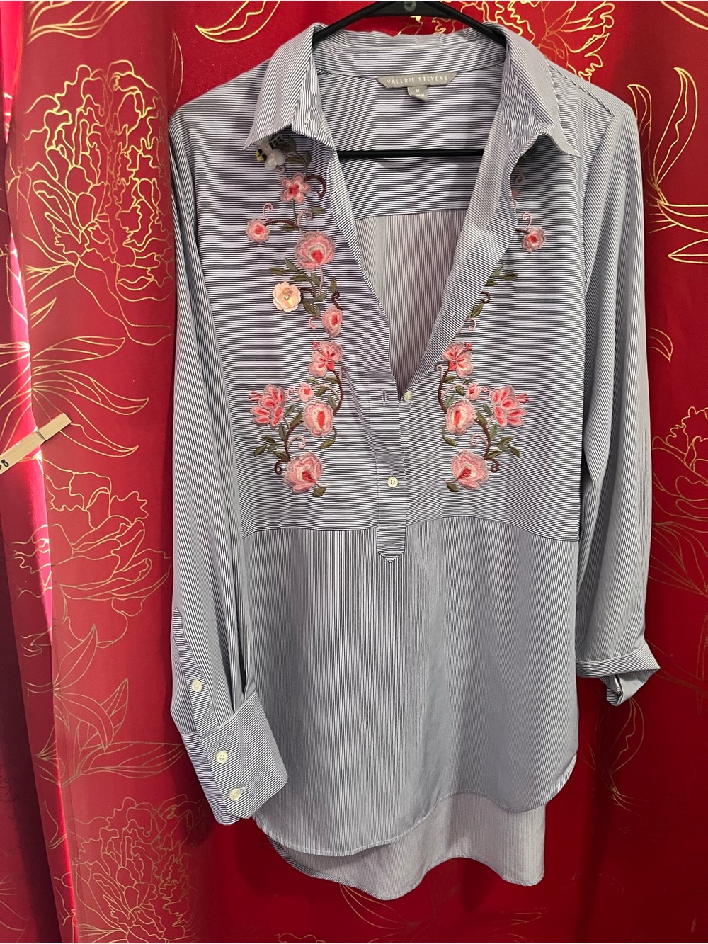 Valerie Stevens Light Blue Embroidered Tunic Top